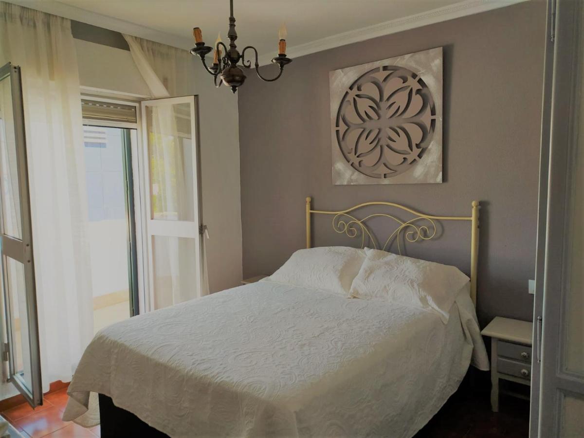 Casa Con Patio En El Centro De La Ciudad Villa Chiclana de la Frontera Eksteriør billede